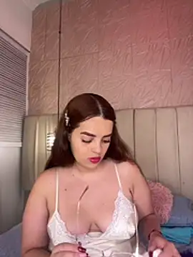 hannahst  online show from May 2026 08:03:02 PM