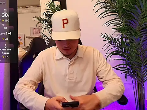 SALVATORE MULLER1 online show from October 2025 12:20:01 AM