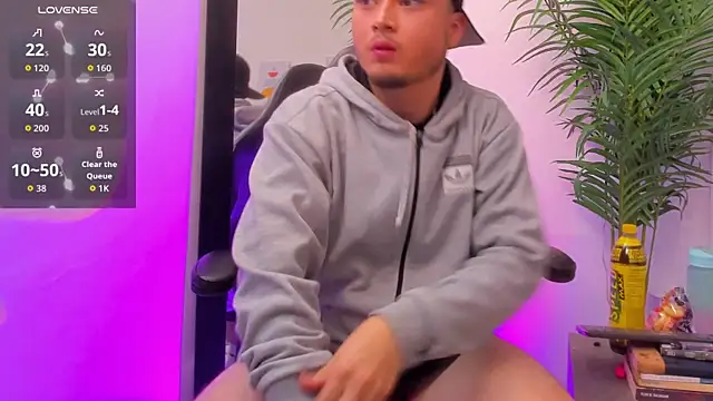 SALVATORE MULLER1 online show from October 2025 06:25:02 AM