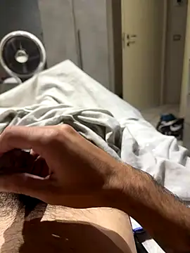 alexbergo87 online show from September 2025 07:37:02 PM