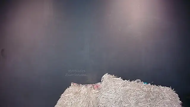 CamilaaSaenz online show from September 2025 07:27:01 PM