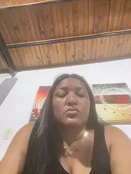 Snapshot of Ricamor2 chatting on July 2026 04:33:02 AM Ricamor2 online show from July 2026 04:33:02 AM