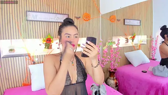 Snapshot of Joy-vergara chatting on October 2025 09:49:01 PM Joy-vergara online show from October 2025 09:49:01 PM