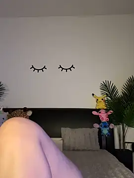 Snapshot of Andrestarr chatting on March 2025 04:56:02 PM Andrestarr online show from March 2025 04:56:02 PM