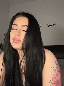 Snapshot of Andrestarr chatting on March 2025 07:05:02 PM Andrestarr online show from March 2025 07:05:02 PM