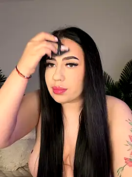 Snapshot of Andrestarr chatting on November 2025 05:03:01 PM Andrestarr online show from November 2025 05:03:01 PM