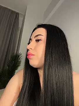 Andrestarr online show from April 2026 07:28:01 PM