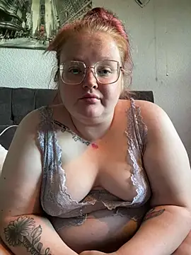 Snapshot of AmberBliss-X chatting on July 2026 06:29:01 PM AmberBliss-X online show from July 2026 06:29:01 PM