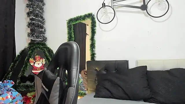 Almaazz online show from January 2026 07:48:01 PM