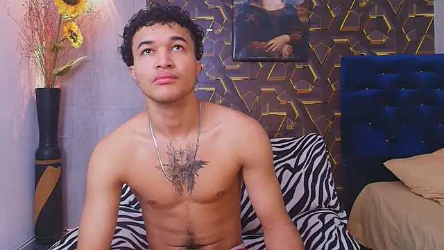 Snapshot of fire_drako_ chatting on May 2026 10:38:02 PM fire drako online show from May 2026 10:38:02 PM