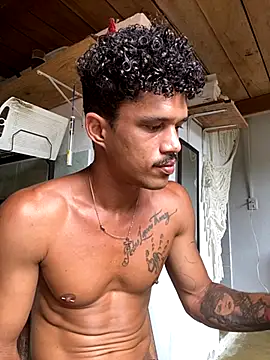 Snapshot of trustes00tribox chatting on December 2025 05:41:02 PM trustes00tribox online show from December 2025 05:41:02 PM