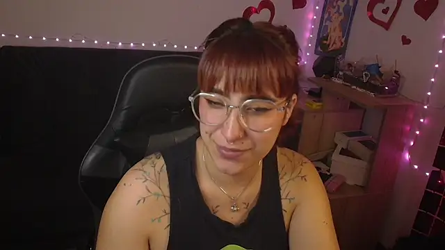Miacatsito3 online show from May 2026 04:08:01 AM