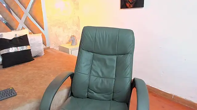 Snapshot of kraven_lust chatting on October 2025 03:04:01 AM kraven lust online show from October 2025 03:04:01 AM