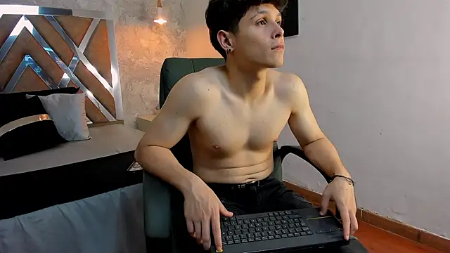 Snapshot of kraven_lust chatting on January 2026 03:56:02 AM kraven lust online show from January 2026 03:56:02 AM