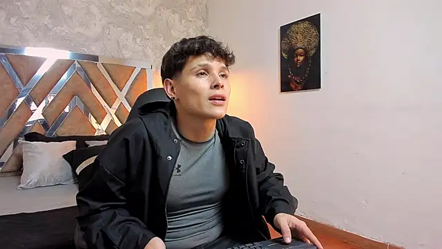 Snapshot of kraven_lust chatting on February 2026 03:03:01 AM kraven lust online show from February 2026 03:03:01 AM