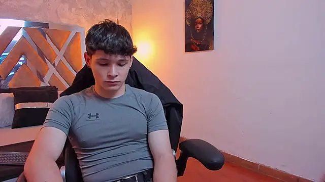 Snapshot of kraven_lust chatting on March 2026 03:03:02 AM kraven lust online show from March 2026 03:03:02 AM