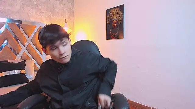 Snapshot of kraven_lust chatting on March 2026 03:12:01 AM kraven lust online show from March 2026 03:12:01 AM