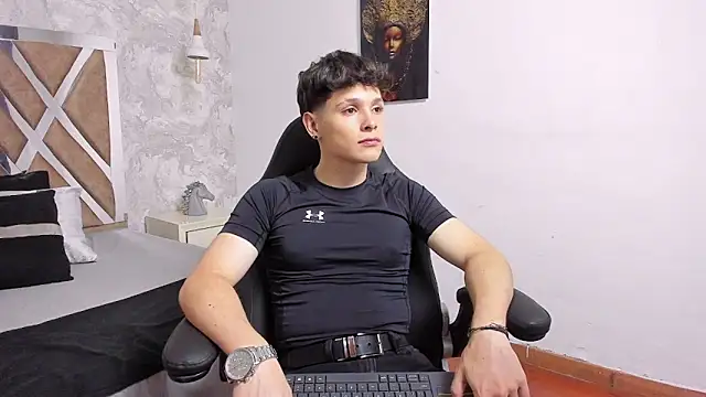 Snapshot of kraven_lust chatting on March 2026 02:59:01 AM kraven lust online show from March 2026 02:59:01 AM