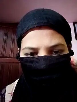 TAMI KAYAL online show from September 2025 07:42:01 AM