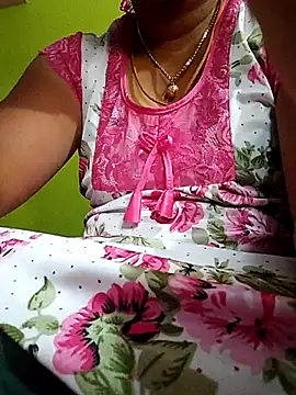 TAMI KAYAL online show from October 2025 09:48:02 AM