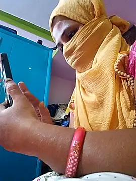 TAMI KAYAL online show from October 2025 06:11:01 AM