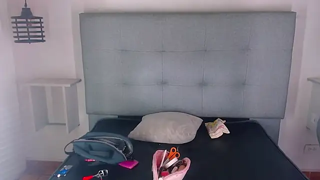 Billie Turner  online show from September 2025 04:56:01 AM