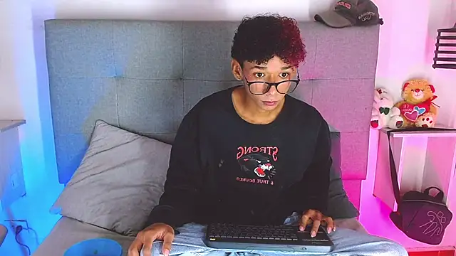 Billie Turner  online show from September 2025 03:11:01 AM