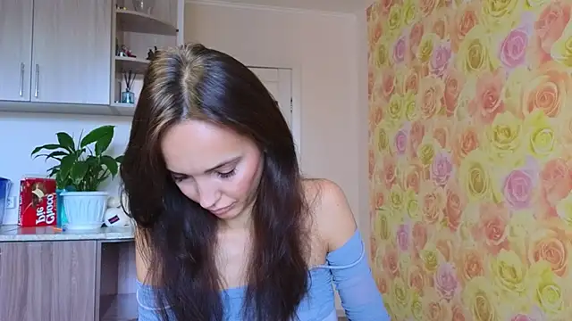 Snapshot of Lillian-Clark chatting on November 2025 05:50:02 AM Lillian-Clark online show from November 2025 05:50:02 AM