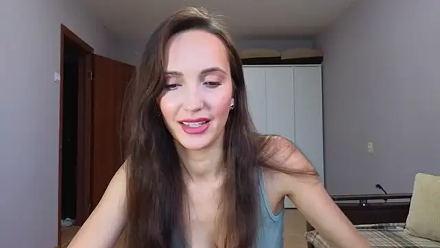 Snapshot of Lillian-Clark chatting on November 2025 09:31:02 AM Lillian-Clark online show from November 2025 09:31:02 AM