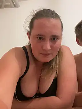 CurvySabrina online show from September 2025 11:09:02 PM