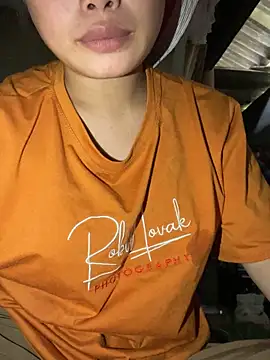 Snapshot of Van_xx chatting on October 2025 02:34:01 AM Van xx online show from October 2025 02:34:01 AM