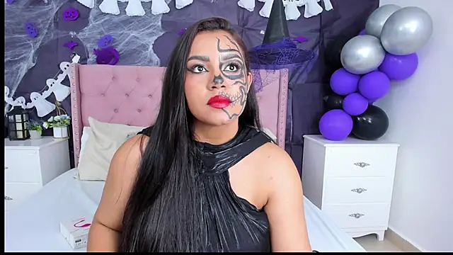 SienaWild online show from November 2025 06:04:02 AM