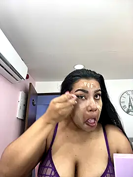 SienaWild online show from December 2025 03:01:02 AM