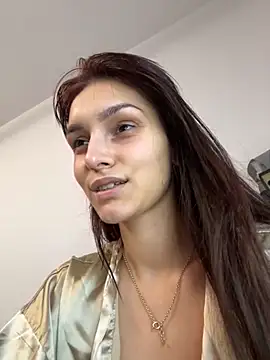 Snapshot of EllaBlowy chatting on October 2025 09:07:02 AM EllaBlowy online show from October 2025 09:07:02 AM