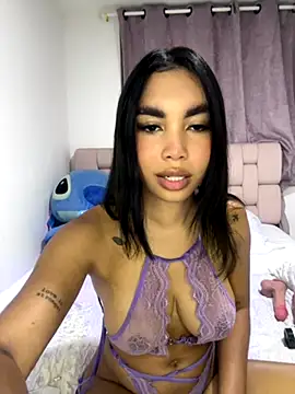 karolaalcendra online show from November 2025 04:33:02 AM