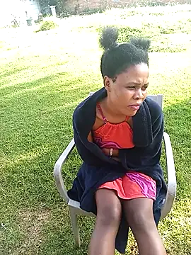 Snapshot of BlondieBitch chatting on March 2026 07:03:02 AM BlondieBitch online show from March 2026 07:03:02 AM