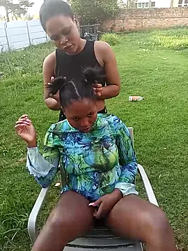 Snapshot of BlondieBitch chatting on March 2026 03:23:02 PM BlondieBitch online show from March 2026 03:23:02 PM