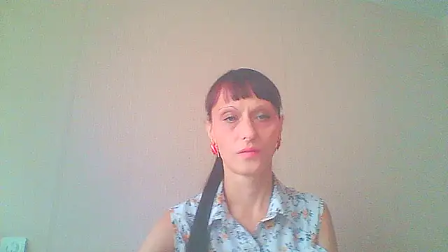 Snapshot of Irivana chatting on September 2025 07:02:01 AM Irivana online show from September 2025 07:02:01 AM
