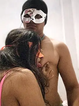bigcutecouple online show from June 2026 10:51:02 AM