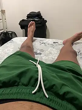 Morenolatino881 online show from November 2025 12:10:01 AM