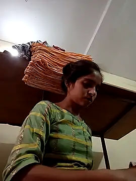 Saloni-Gupta online show from October 2025 04:42:01 AM