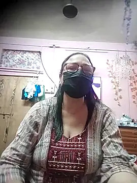 Snapshot of thehotlady chatting on September 2025 05:16:02 PM thehotlady online show from September 2025 05:16:02 PM