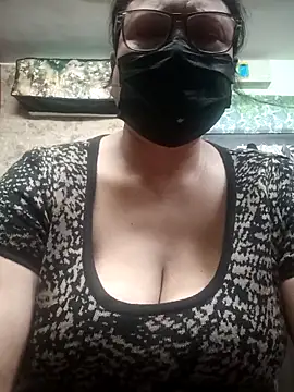 Snapshot of thehotlady chatting on February 2026 03:25:01 AM thehotlady online show from February 2026 03:25:01 AM