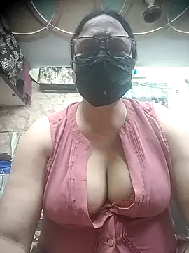 thehotlady online show from March 2026 06:47:01 PM