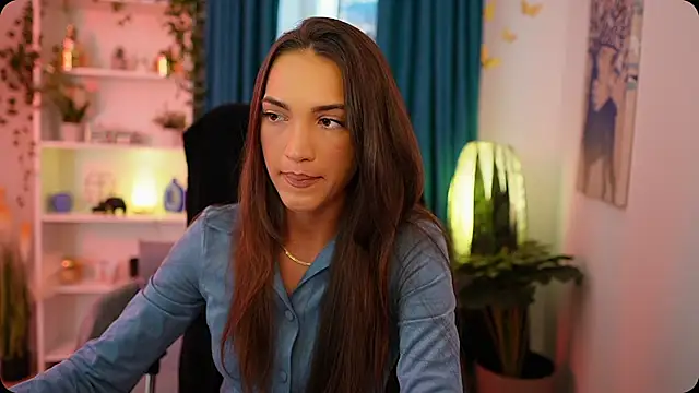 Snapshot of Alexis_Love_ chatting on October 2025 01:06:02 PM Alexis Love online show from October 2025 01:06:02 PM