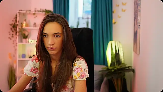 Snapshot of Alexis_Love_ chatting on October 2025 01:09:01 PM Alexis Love online show from October 2025 01:09:01 PM