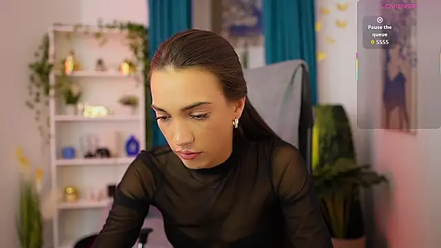 Snapshot of Alexis_Love_ chatting on November 2025 04:17:02 PM Alexis Love online show from November 2025 04:17:02 PM