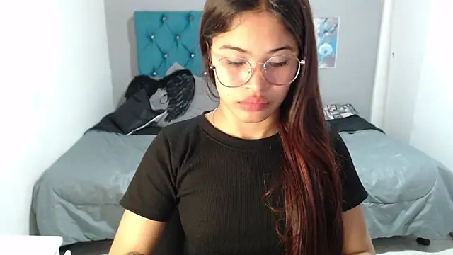 Snapshot of mia_sexgirl chatting on February 2026 12:34:01 PM mia sexgirl online show from February 2026 12:34:01 PM