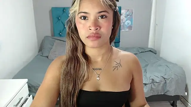 Snapshot of mia_sexgirl chatting on March 2026 12:20:01 PM mia sexgirl online show from March 2026 12:20:01 PM