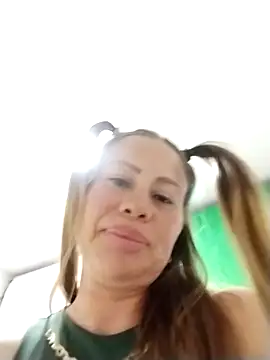 Snapshot of LaraCaliente chatting on September 2025 09:53:02 PM LaraCaliente online show from September 2025 09:53:02 PM